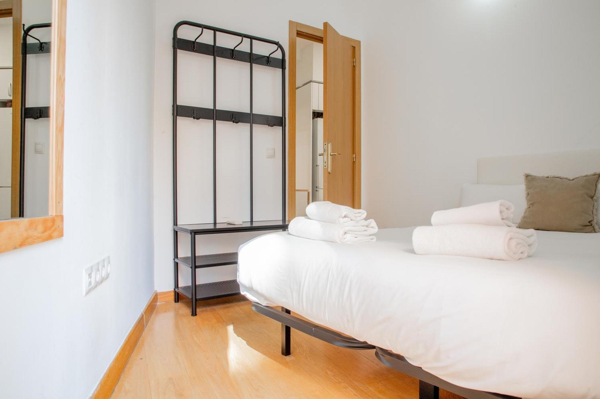 Gran Via - Donde Comienza Tu Mejor Experiencia Apartment Madrid Bagian luar foto