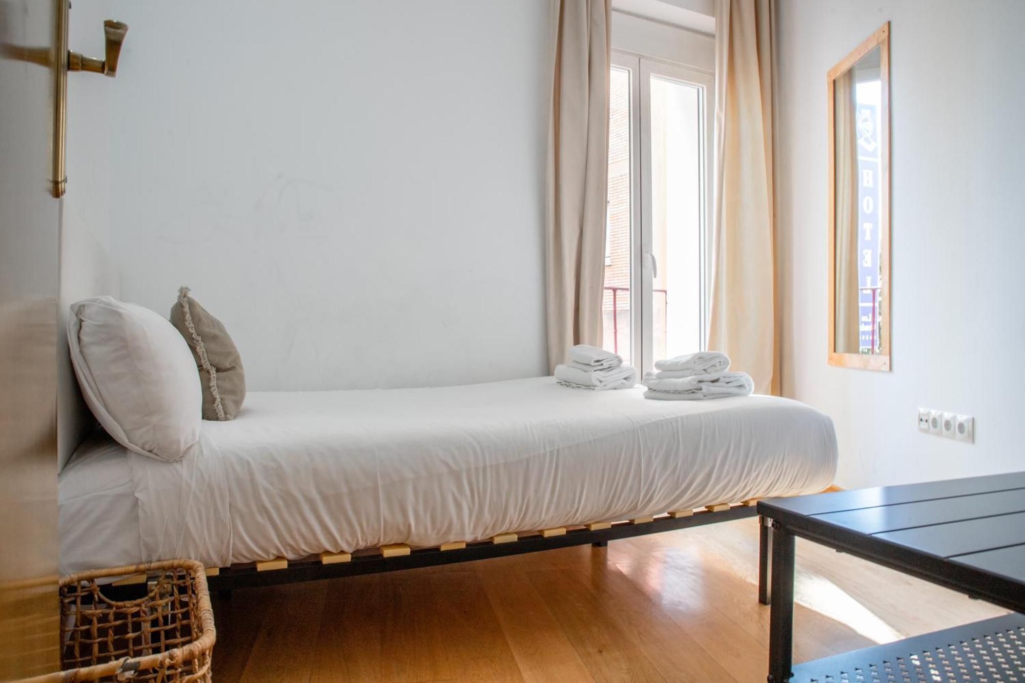 Gran Via - Donde Comienza Tu Mejor Experiencia Apartment Madrid Bagian luar foto